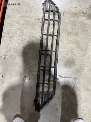 VOLVO ZC60 TAMPON ORTA IZGARA ORJİNAL ÇIKMA PARÇA