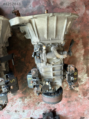 İSUZU NPR 75 6 İLERİ ÇATALLI ŞANZIMAN