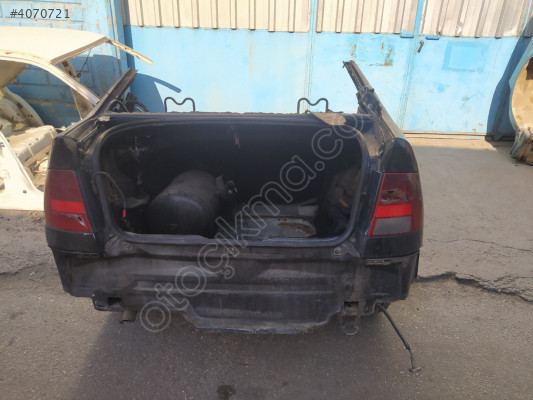 ÇIKMA VW POLO CLASSİC KOMPLE ARKA KESME KUPA
