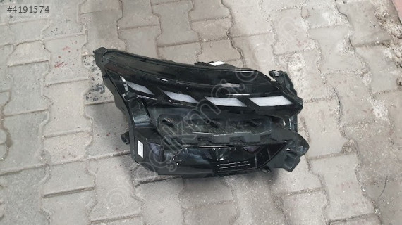 SKODA ELROQ SOL FAR (ORJİNAL)