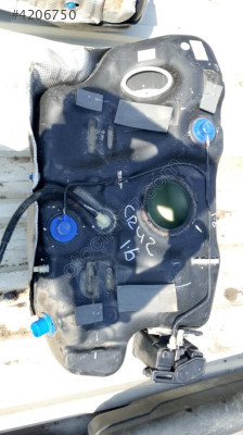 chevrolet cruze 1.6 benzinli yakıt deposu çıkma orjinal