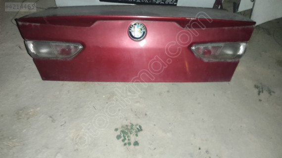 GT Model Alfa Romeo için 156 Bagaj Kapak Parçası