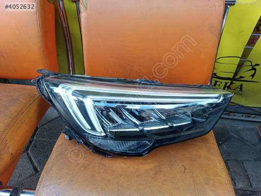OPEL CROSSLAND SAĞ FAR ÇIKMA ORJİNAL YEDEK PARÇA