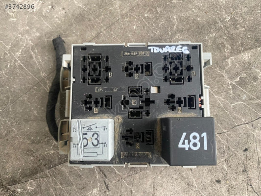 7L0937503A VW TOUAREG SİGORTA KUTUSU ORJINAL HATASIZ ÇIKMA