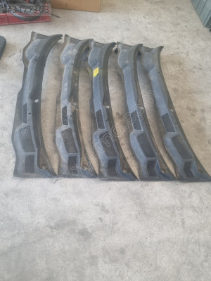 OPEL ASTRA G ÇIKMA ORJİNA CAM ÖN IZGARASI