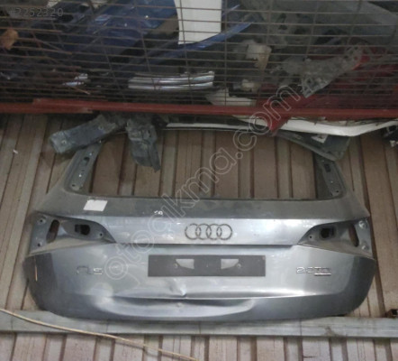 AUDİ Q5 BAGAJ KAPAĞI ÇIKMA