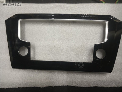 3G1858069E Passat Teyp Çerçevesi