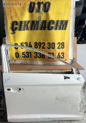 SEAT LEON SAĞ ÖN KAPI