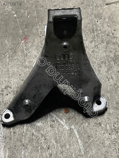 8E01999308AR A4 B7 BRE BLB SAĞ MOTOR KULAĞI ORJİNAL ÇIKMA