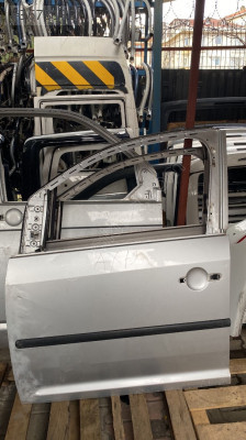 VW Caddy 2005-2011 Sol Ön Kapi - Orjinal Çıkma Parça