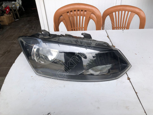 ÇIKMA VOLKSWAGEN POLO SAĞ ÖN FAR