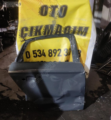 AUDİ A3 SAĞ ARKA KAPI