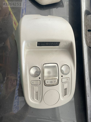 Citroën C4 tavan lambası