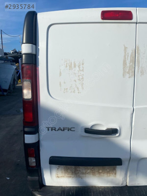 RENAULT TRAFİC3 BAGAJ KAPAĞI SOL OTO FEDAİ