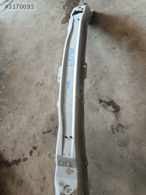 Renault express 2021 model tampon demiri 752104899R