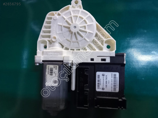 1Q0959702F-1K0959792R Scirocco 2009-2014 Sağ Ön Cam Motoru