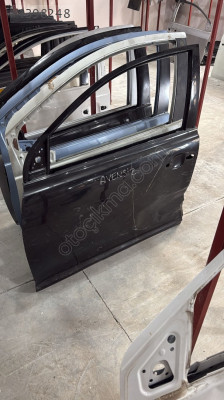 TOYOTA AVENSİS ÇIKMA ORJİNAL SOL ÖN KAPI BD1