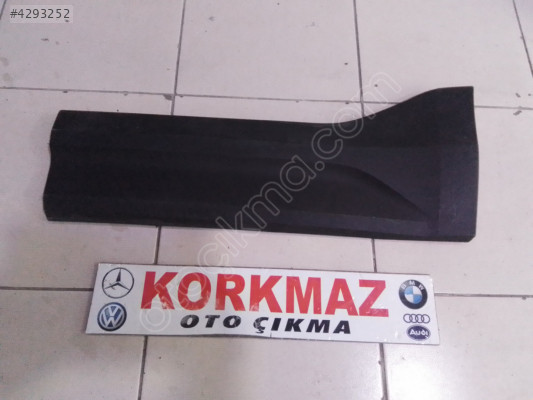 VOLVO XC40 SOL ARKA KAPI KAPLAMASI