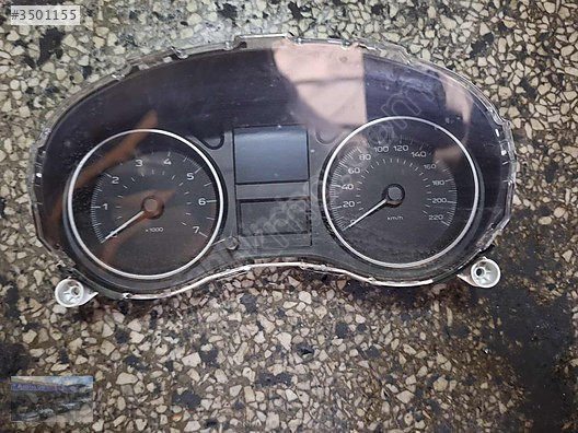Peugeot 301 gösterge saati asistan oto