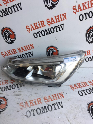 Ford Focus 4 İçin Çıkma Sağ Ön Far Parçası