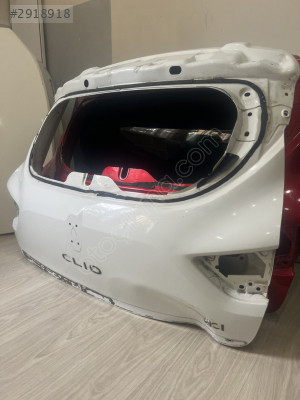 RENAULT CLİO 4 BAGAJ KAPAĞI ÇIKMA ORJİNAL UFAK HASARLI