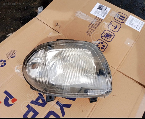 Renault Clio 1 sağ far