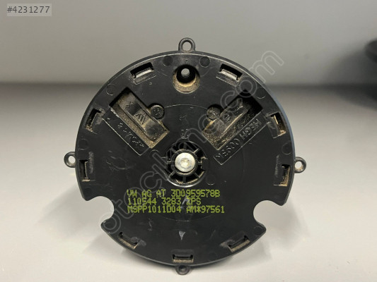 PASSAT B7 SAĞ AYNA MOTORU ORJİNAL 3D0959578B