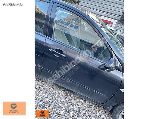 KİA CERATO ORJINAL ÇIKMA SAĞ ÖN KAPI 