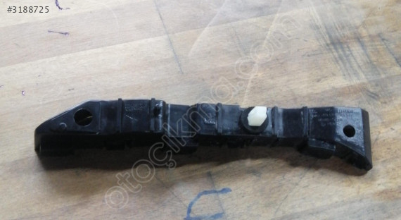 Hyundai Accent Era Ön Tampon Braketi Sağ Orijinal 86596-1E000
