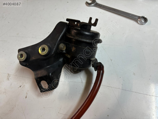 HONDA CİVİC MOTOR İÇİNDEKİ BENZİN FİLİTRESİ