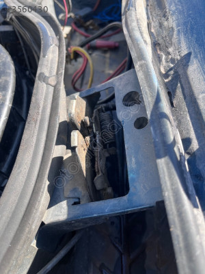 RENAULT R9 KAPUT KİLİDİ