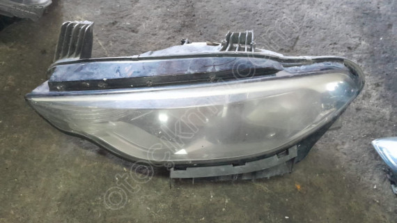 Fiat Egea Orjinal Sol Far çıkma
