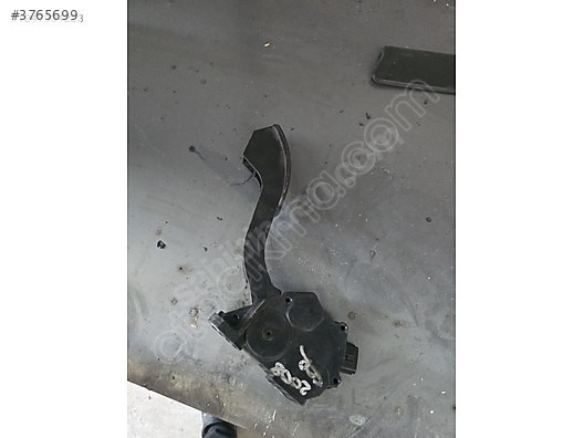 Toyota Corolla elektrikli gaz pedalı