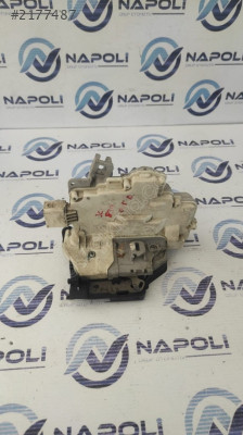 3C4839015D AUDİ Q7 KAPI KİLİDİ