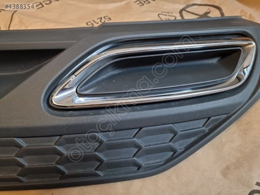 8Y4807434B A3 2021 SPOYLER UÇ KROMU (EKSOS ÇIKIŞI) SAG