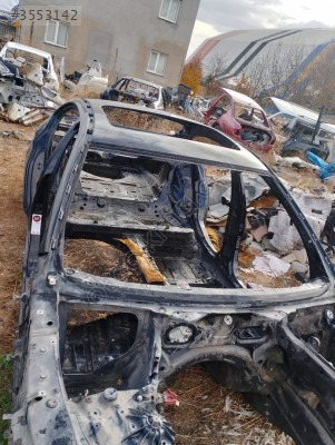 BMW F10 BOŞ KUPA TAVAN ARKA