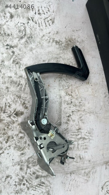 RENAULT MEGANE 4 EL FREN KOLU ÇEVİK OTO ÇIKMA