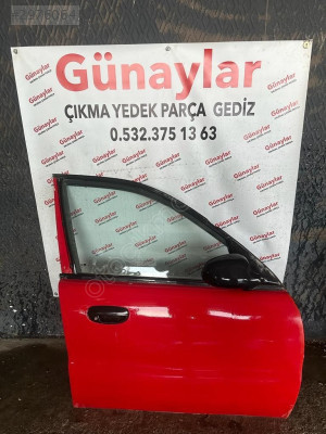 DAEWOO LANOS SAĞ ÖN KAPI