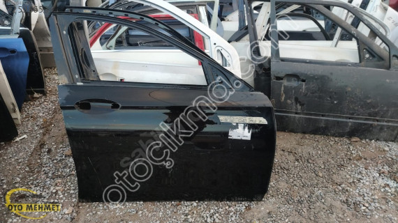MERCEDES E SERİSİ W213 HATASIZ SAĞ ÖN KAPI OTO MEHMET