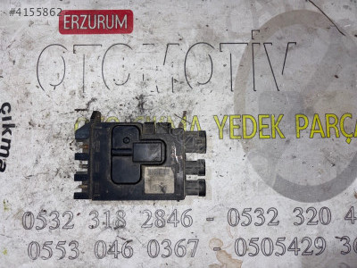 RENAULT FLUENCE MEGANE III Akü Kutup Başı Kesme Kutusu 243800011R