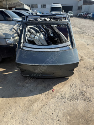 SKODA SUPERB BAGAJ KAPAĞI ÇIKMA ORJİNAL