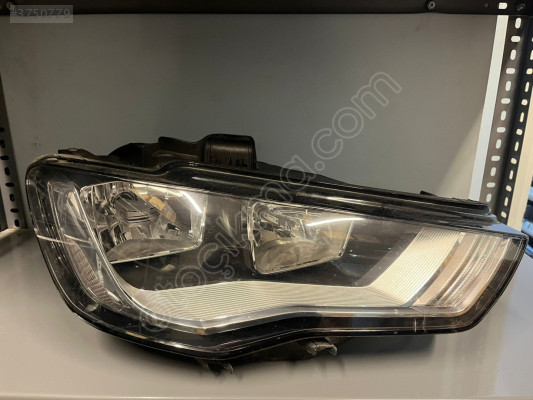 AUDİ A3 SAĞ FAR ORJİNAL HALOJEN