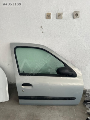 CLİO 2 SAĞ ÖN KAPI ORJİNAL ÇIKMA