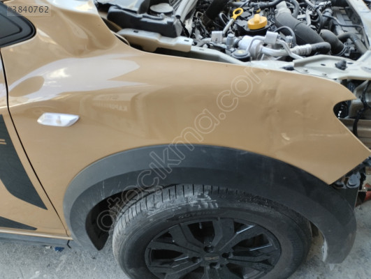 DACİA SANDERO STEPWAY JOGGER SAĞ ÖN ÇAMURLUK ORJ RENKAY KOCAELİ