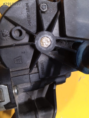 VOLKSWAGEN TIGUAN ARKA CAM SİLECEK MOTORU 53844887