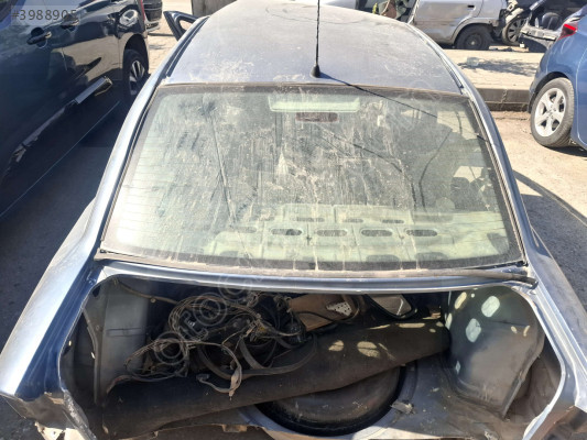 ÖZMEN OPEL ASTRA G SEDAN ÇIKMA ARKA BAGAJ CAMI CAM