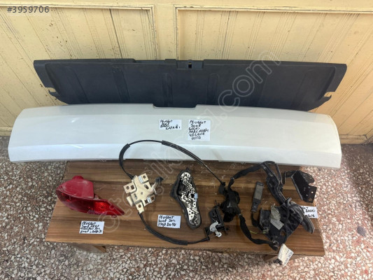 PEUGEOT 3008 ARKA TAMPON SOL STOP LAMBASI 2012-2016 MODEL