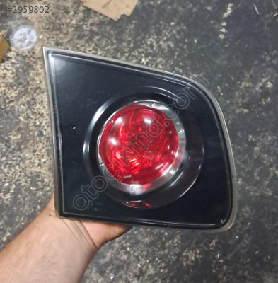 Mazda 3 sedan Sol İç Stop Lambası