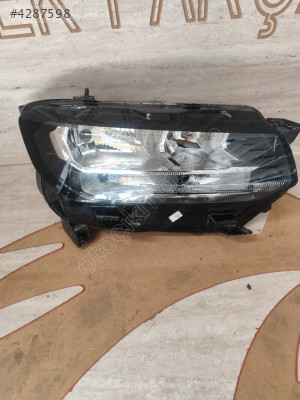 CİTROEN BERLİNGO SAĞ ÖN FAR 2024      9864538980