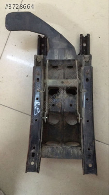 RENAULT R9 R11 KOLTUK KIZAĞI